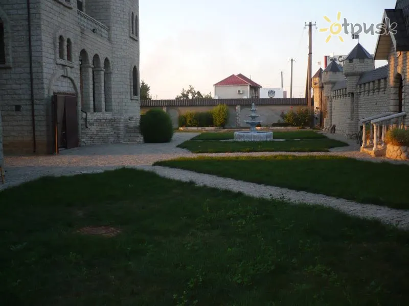 Фото отеля Железный Замок 2* Dzelzs osta Ukraina ārpuse un baseini