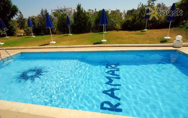 Фото отеля Miramare Hotel 2* Kreta – Heraklionas Graikija išorė ir baseinai