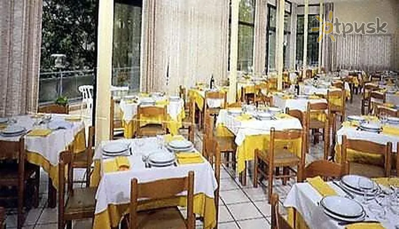 Фото отеля Fantasy 3* Римини Италия бары и рестораны