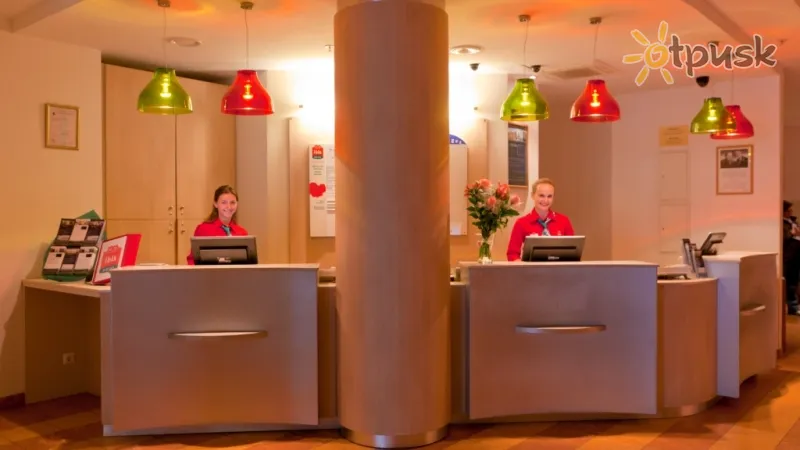 Фото отеля Ибис 3* Sanktpēterburga Krievija vestibils un interjers