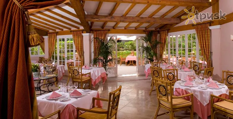 Фото отеля La Mandarine 4* Sentropeza Francija bāri un restorāni