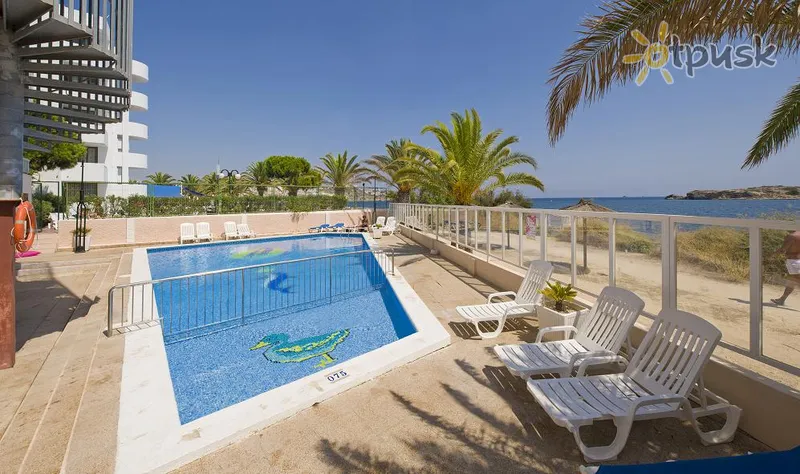 Фото отеля Playa Sol II Apartamentos 1* par. Ibiza Spānija ārpuse un baseini