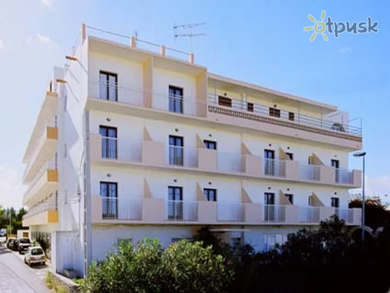 Фото отеля Anibal Hostel 2* par. Ibiza Spānija ārpuse un baseini