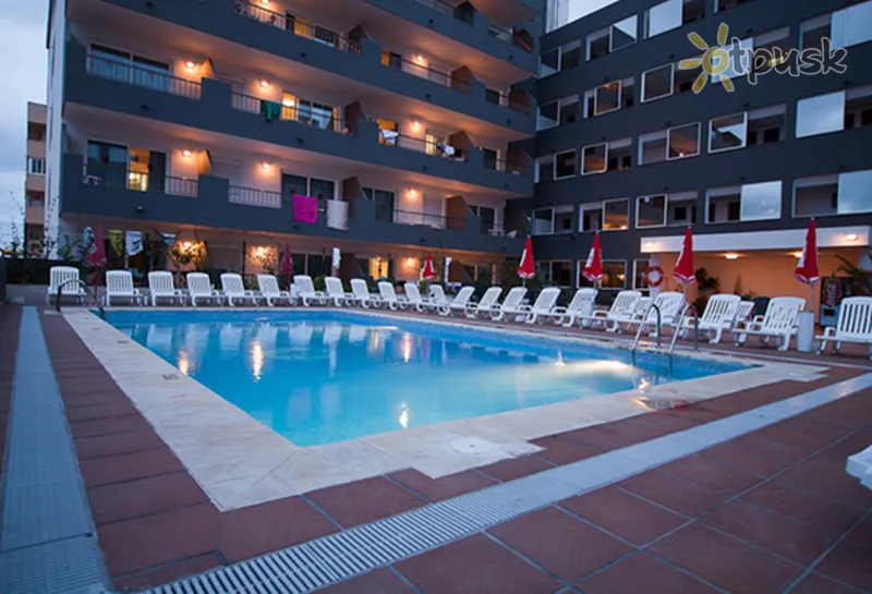 Фото отеля El Puerto Hotel Apartamentos 2* par. Ibiza Spānija ārpuse un baseini