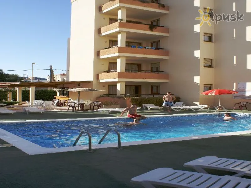 Фото отеля Arlanza Apartments 2* о. Ібіца Іспанія екстер'єр та басейни