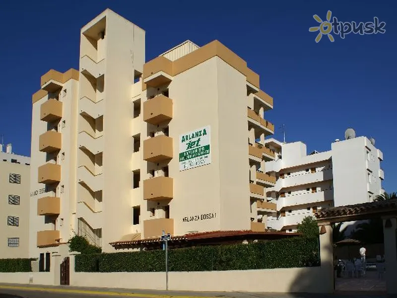 Фото отеля Arlanza Apartments 2* par. Ibiza Spānija ārpuse un baseini
