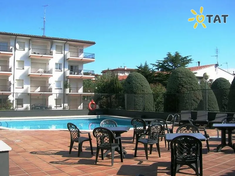 Фото отеля Tropik Apartments 3* Коста Брава Іспанія екстер'єр та басейни