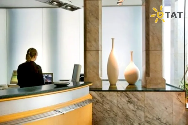 Фото отеля Best Western Hotel Confort Golf 3* Барселона Іспанія лобі та інтер'єр