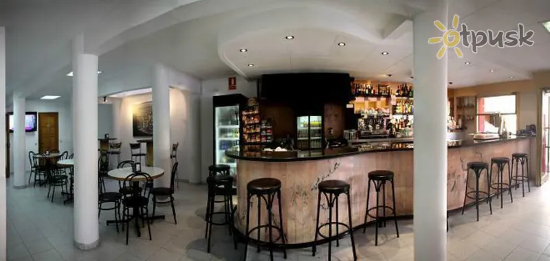 Фото отеля Miranda Hostal 2* Коста Брава Испания бары и рестораны