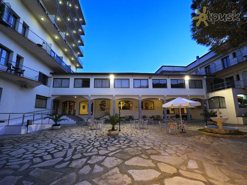 Фото отеля Columbus Hotel 4* Коста Брава Іспанія екстер'єр та басейни