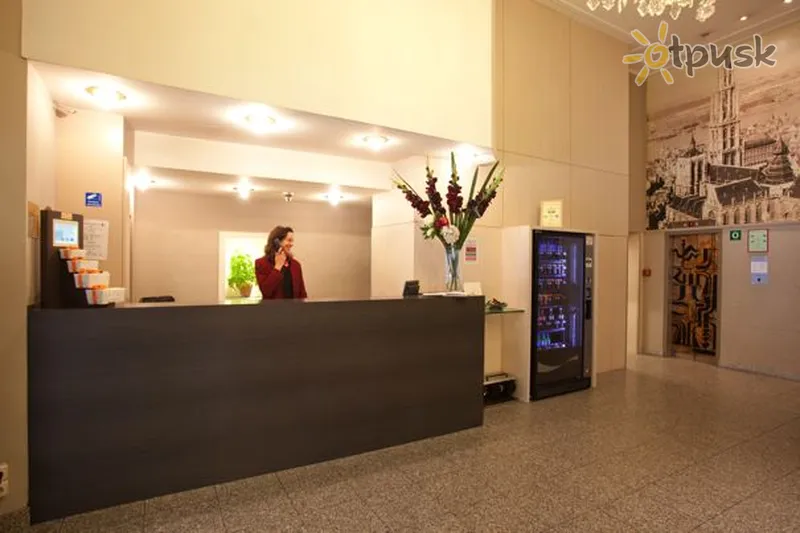 Фото отеля Century Hotel 3* Антверпен Бельгия лобби и интерьер