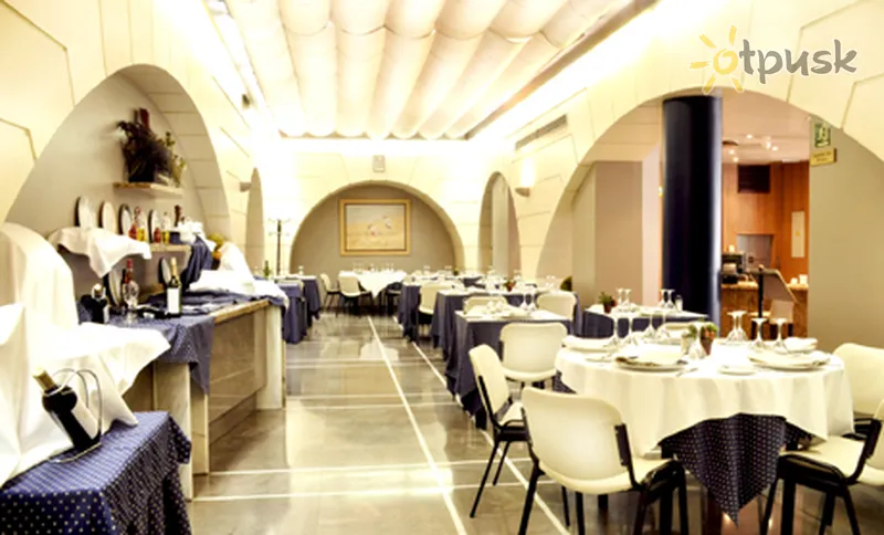 Фото отеля Catalonia Santa Justa 4* Seviļa Spānija bāri un restorāni