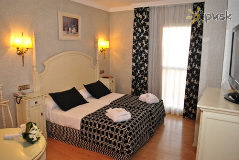 Фото отеля Salles Hotel Malaga Centro 4* Малага Испания номера