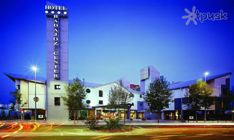 Фото отеля Badajoz Center Hotel 4* Бадахос Испания экстерьер и бассейны