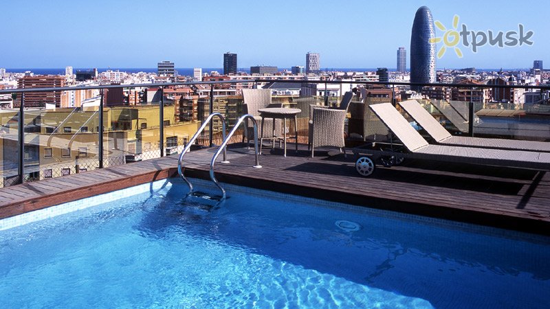 Фото отеля Catalonia Atenas 4* Барселона Испания экстерьер и бассейны