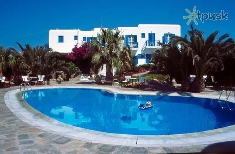 Фото отеля Zephiros Beach Hotel 3* о. Крит – Іракліон Греція екстер'єр та басейни