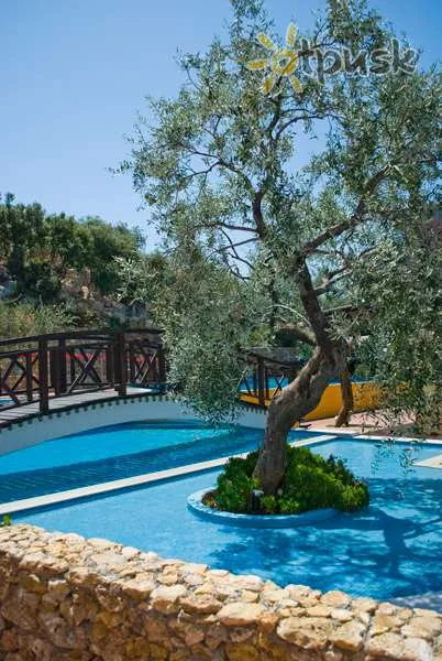 Фото отеля Kallisti Hotel 3* Tasas Graikija išorė ir baseinai