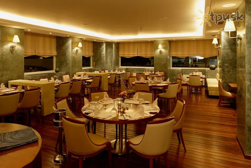 Фото отеля Piraeus Theoxenia Hotel 5* Atika Grieķija bāri un restorāni