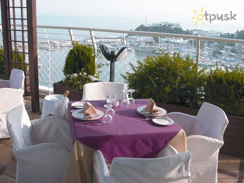 Фото отеля Mistral Hotel 3* Atika Grieķija bāri un restorāni