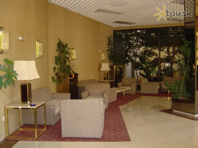 Фото отеля Mistral Hotel 3* Atika Grieķija vestibils un interjers
