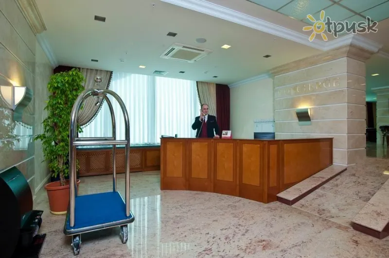 Фото отеля Інтурист 4* Краснодар росія лобі та інтер'єр