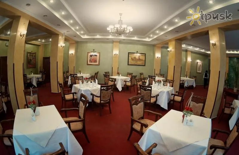 Фото отеля Украина 3* Lucka Ukraina bāri un restorāni