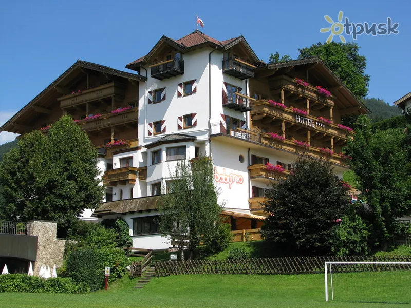 Фото отеля Babymio Hotel 4* Kirchdorfas Austrija išorė ir baseinai