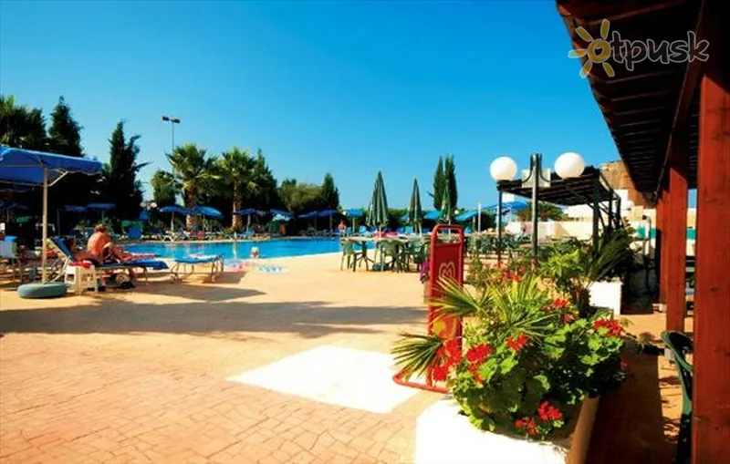 Фото отеля Kapetanios Bay Hotel 3* Protaras Kipra ārpuse un baseini