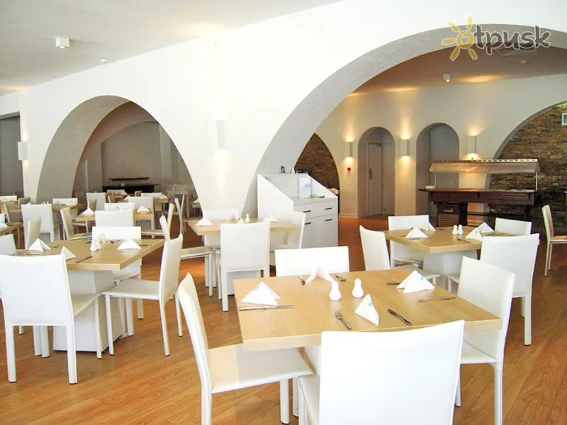 Фото отеля Golden Arches Hotel 3* Лімассол Кіпр бари та ресторани