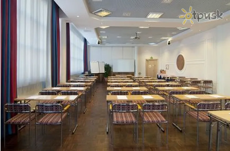 Фото отеля Holiday Inn Tampere 4* Tampere Somija vestibils un interjers
