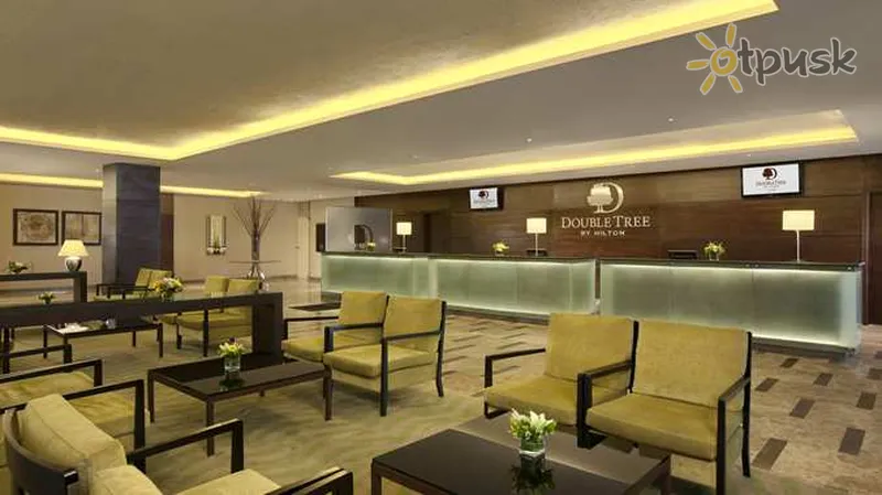 Фото отеля DoubleTree Hotel by Hilton Aqaba 4* Акаба Иордания лобби и интерьер