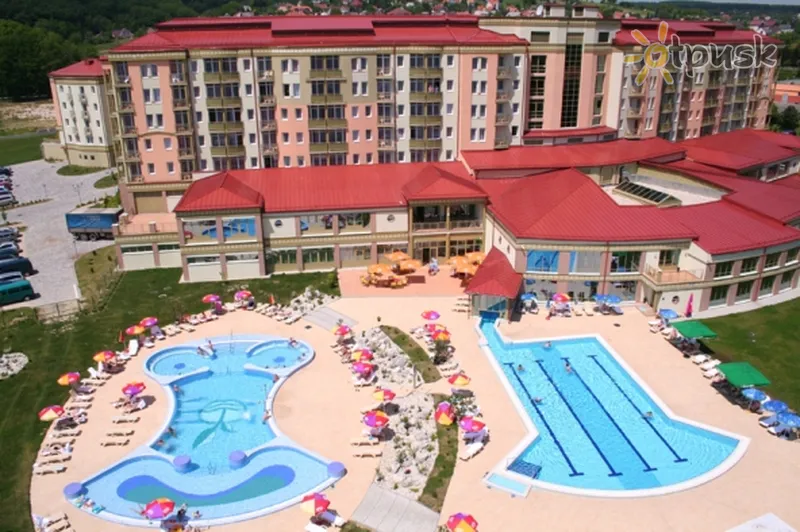 Фото отеля Karos Spa Hotel 4* Zalakaros Vengrija išorė ir baseinai