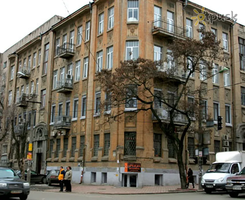 Фото отеля Бизнес Апартаменты 1* Днепр Украина экстерьер и бассейны