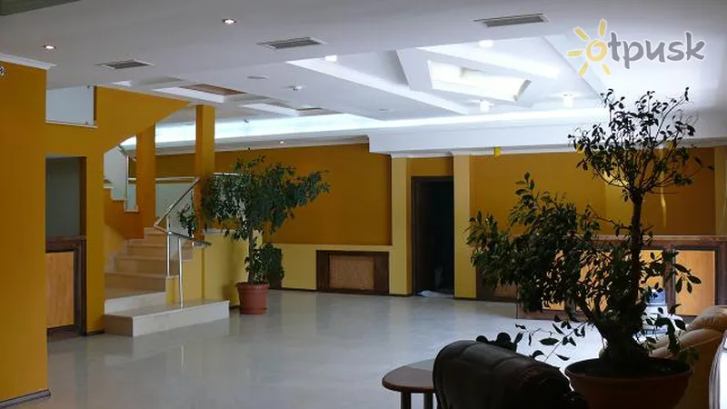 Фото отеля Тип Топ 2* Doņecka Ukraina vestibils un interjers