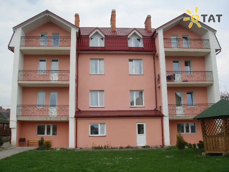 Фото отеля Камелія 2* Трускавець Україна екстер'єр та басейни