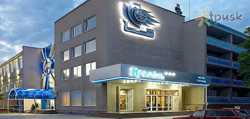 Фото отеля Kremin 3* Кременчуг Украина экстерьер и бассейны