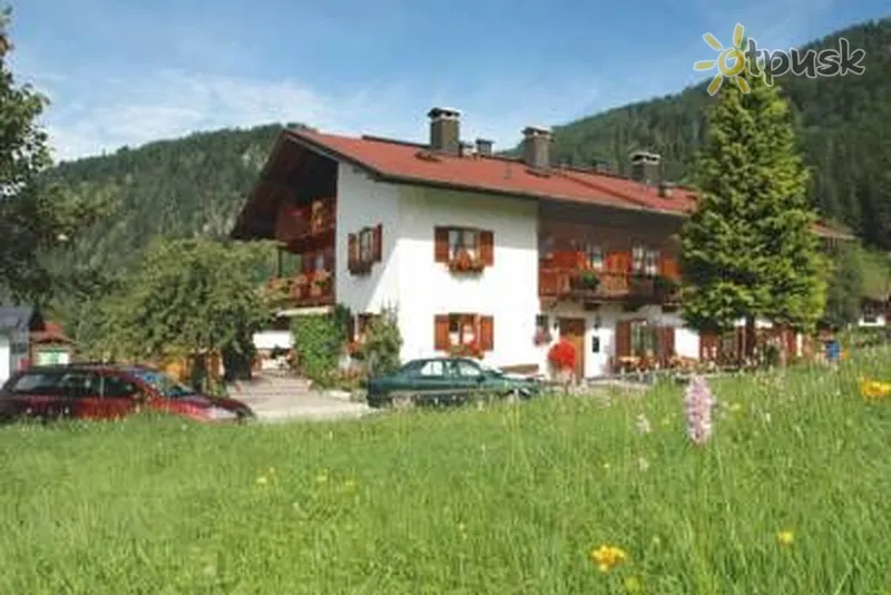 Фото отеля Gastehaus Bergstuberl 5* Reit im Winkl Vokietija išorė ir baseinai