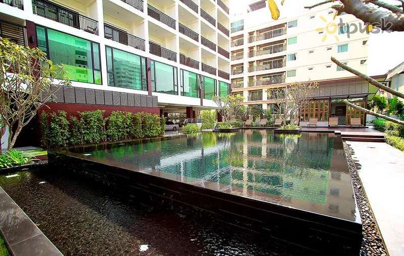 Фото отеля Fifth Jomtien Pattaya 4* Pataja Tailandas išorė ir baseinai