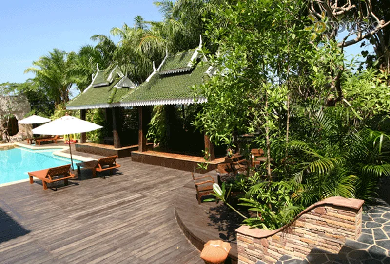 Фото отеля Keereeta Resort 3* о. Чанг Таїланд екстер'єр та басейни
