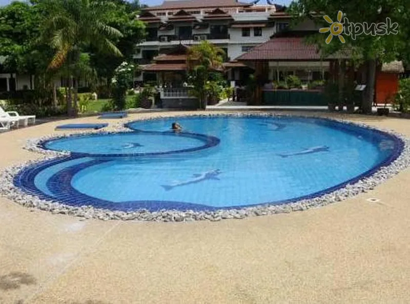 Фото отеля Phi Phi  Andaman Legacy Resort 3* о. Пхи-Пхи Таиланд экстерьер и бассейны