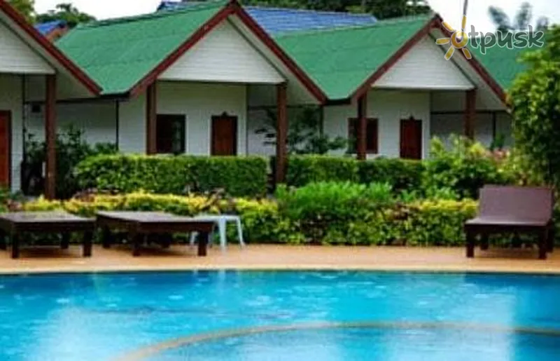 Фото отеля Phi Phi Andaman Legacy Resort 3* о. Пхі-Пхі Таїланд екстер'єр та басейни