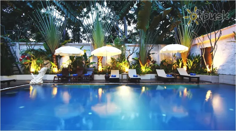 Фото отеля The Best House Karon Beach 3* о. Пхукет Таиланд экстерьер и бассейны