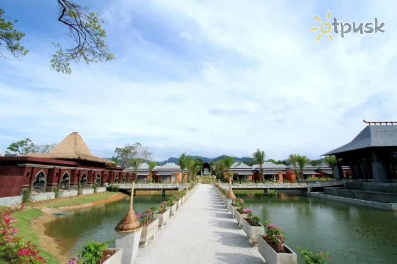 Фото отеля Beyond Resort Khao Lak 4* Khao Lakas Tailandas išorė ir baseinai