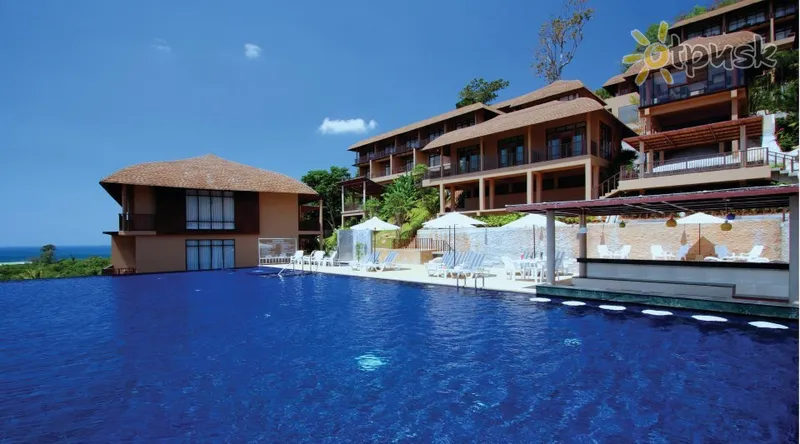 Фото отеля Karon Phunaka Resort & Spa 4* о. Пхукет Таїланд екстер'єр та басейни