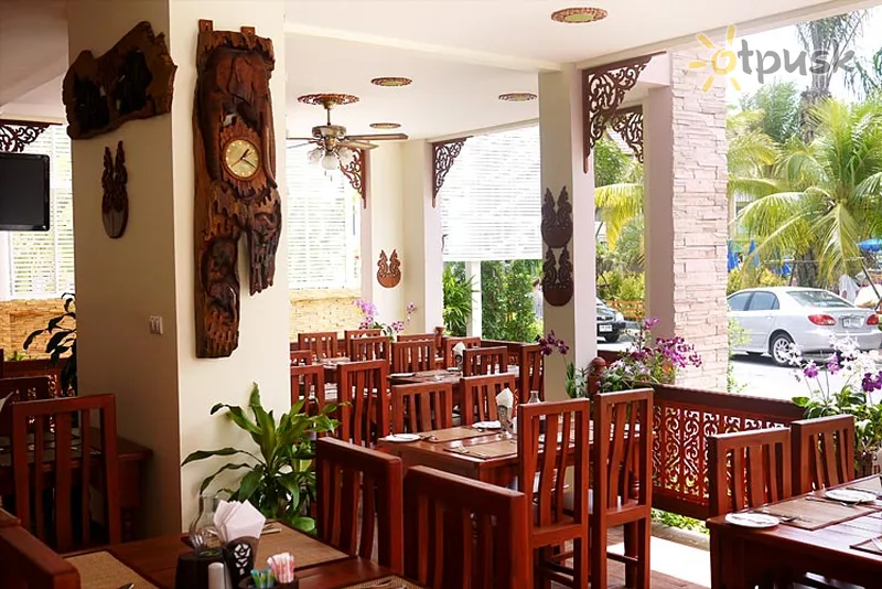Фото отеля The Orchid House 2* о. Пхукет Таїланд бари та ресторани