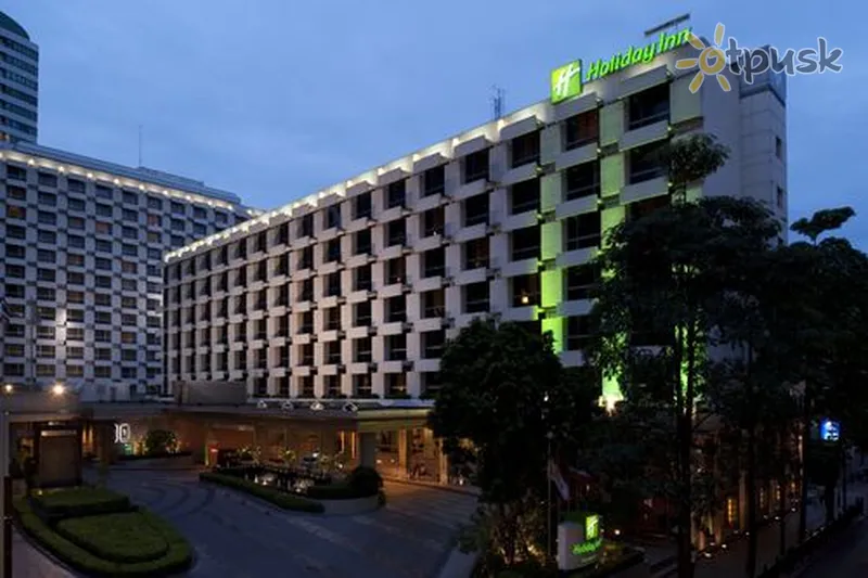 Фото отеля Holiday Inn Bangkok 4* Бангкок Таиланд экстерьер и бассейны