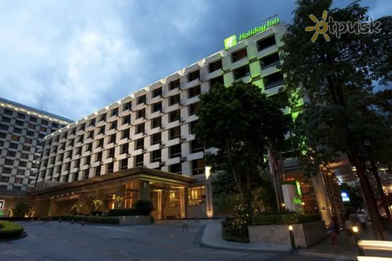 Фото отеля Holiday Inn Bangkok 4* Бангкок Таїланд екстер'єр та басейни