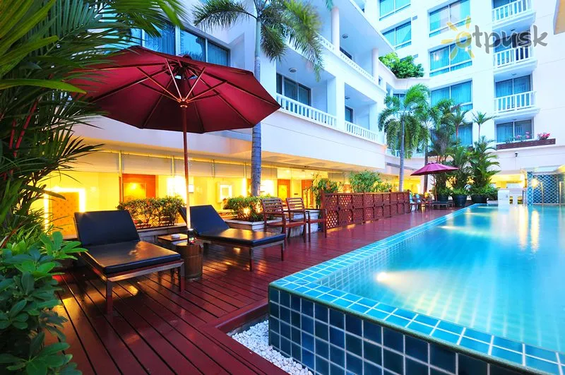 Фото отеля Centre Point Saladaeng 4* Бангкок Таиланд экстерьер и бассейны