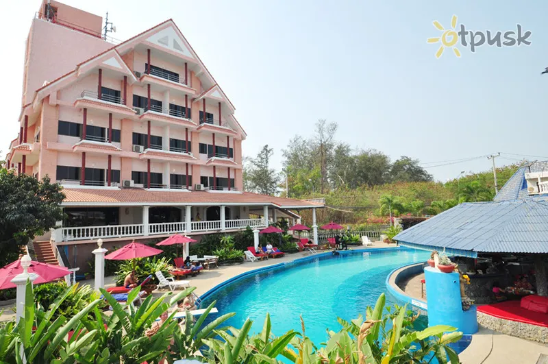 Фото отеля Eden Hotel Pattaya 3* Паттайя Таиланд экстерьер и бассейны