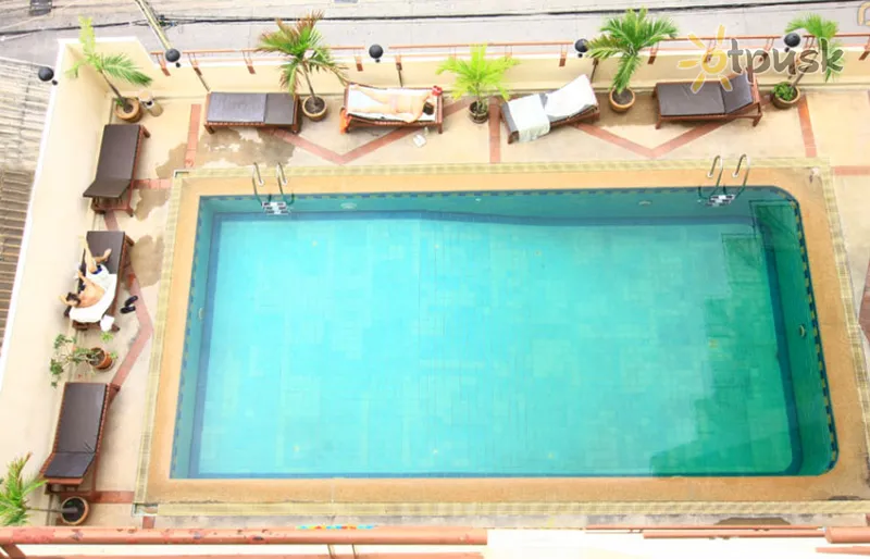 Фото отеля Eastiny Residence 3* Pataja Tailandas išorė ir baseinai